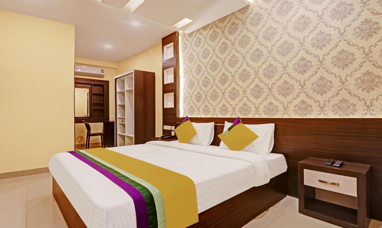 Itsy Hotels Sapphire Residency Manjeri Eksteriør bilde