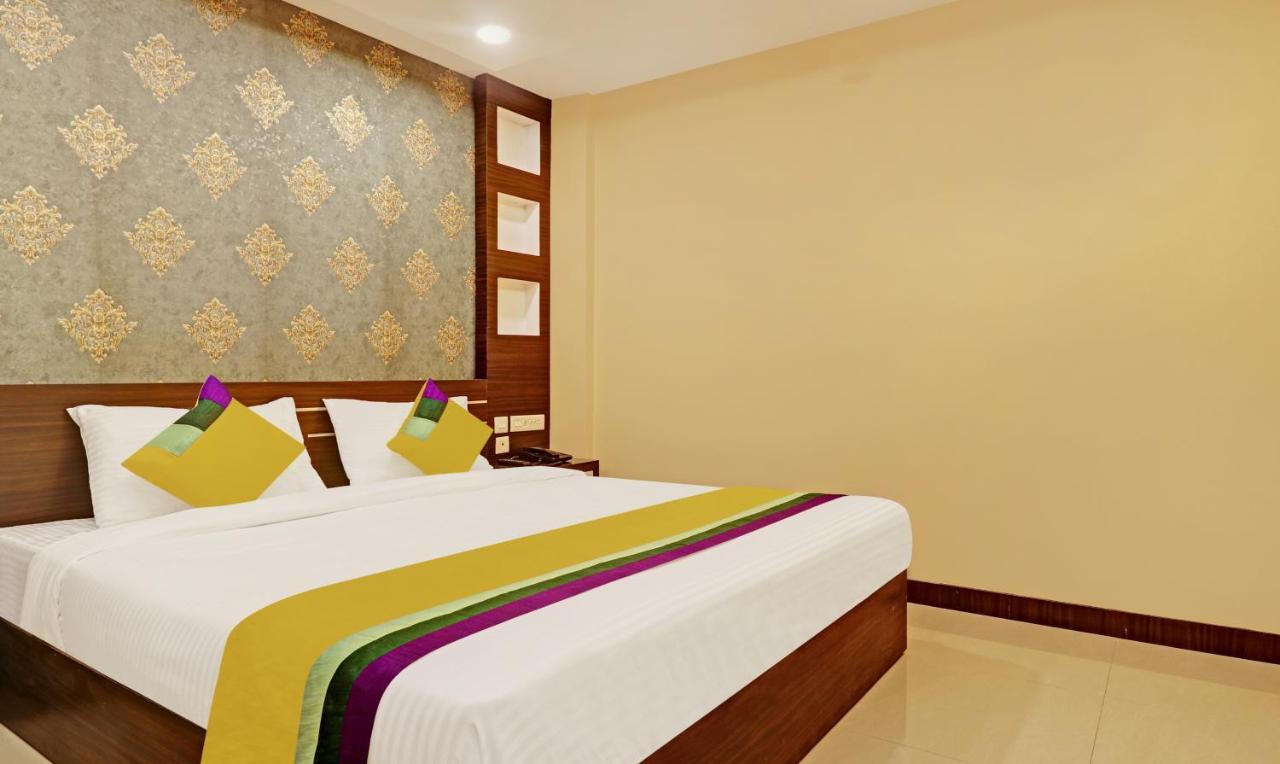 Itsy Hotels Sapphire Residency Manjeri Eksteriør bilde